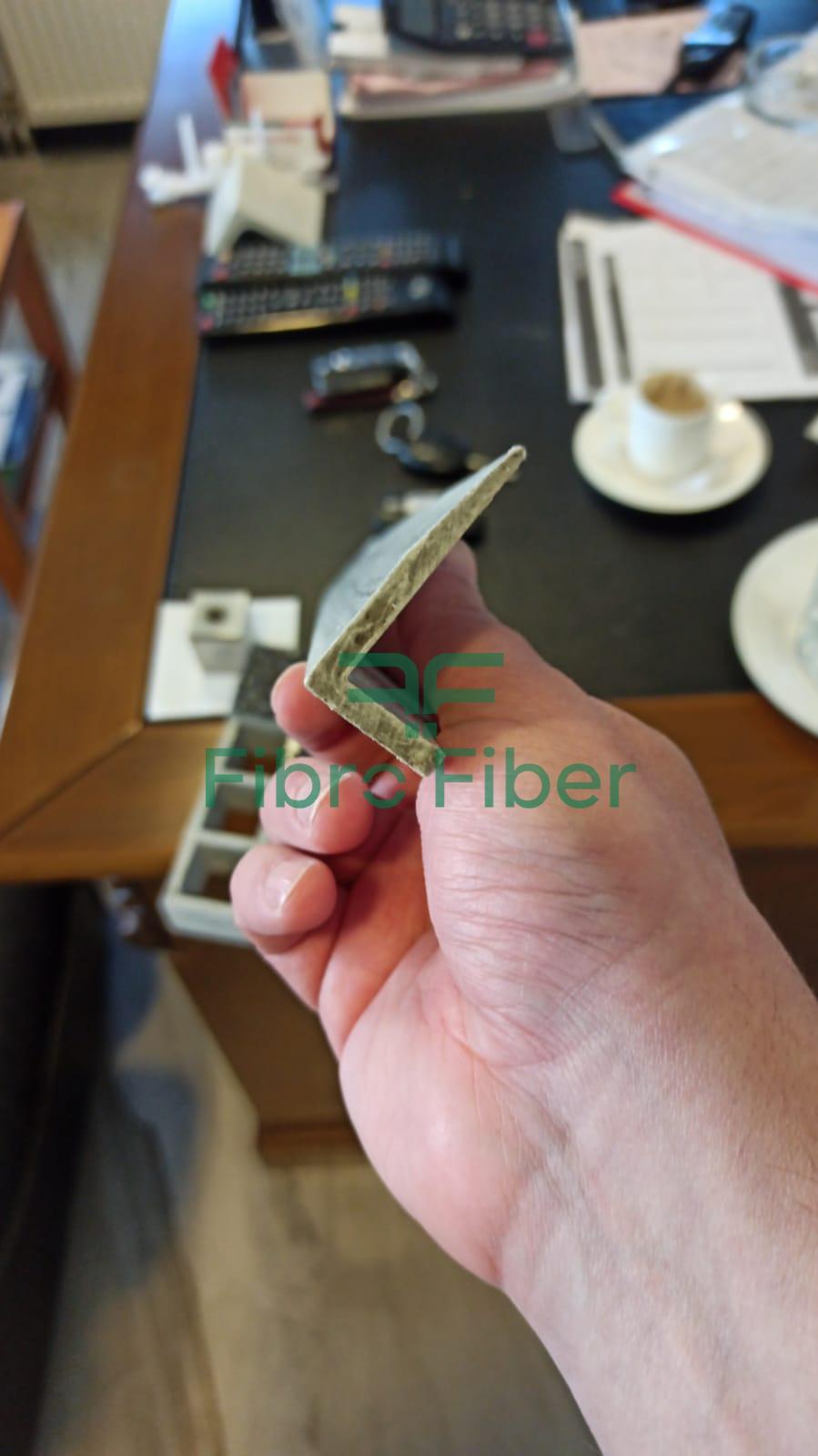 fibrofiber_ctp_frp_kompozit_köşebent_L_profil (2)